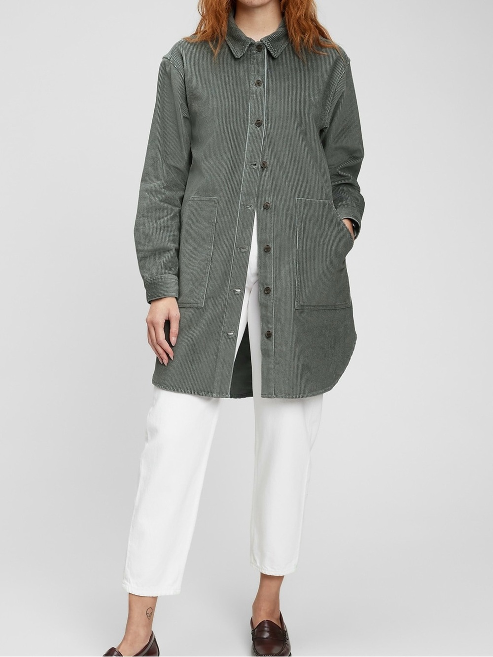 GAP Long Corduroy Button-Up jacket in Olive Green